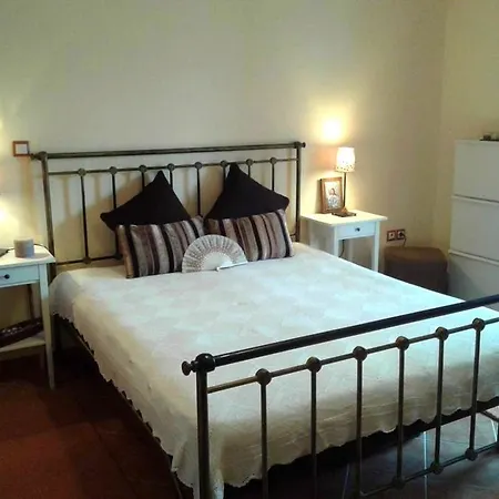 With One Bedroom In Corfu, With Enclosed Garden And Wifi - 3 *